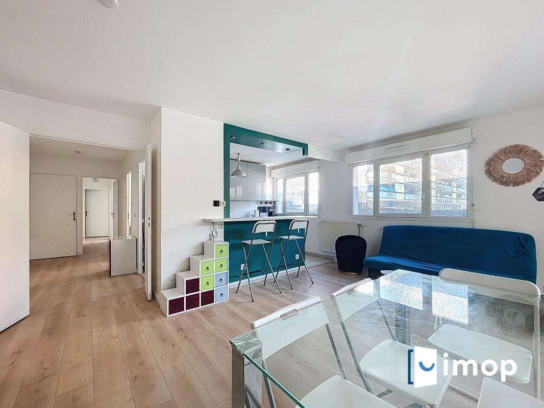 Appartement à FONTENAY-SOUS-BOIS