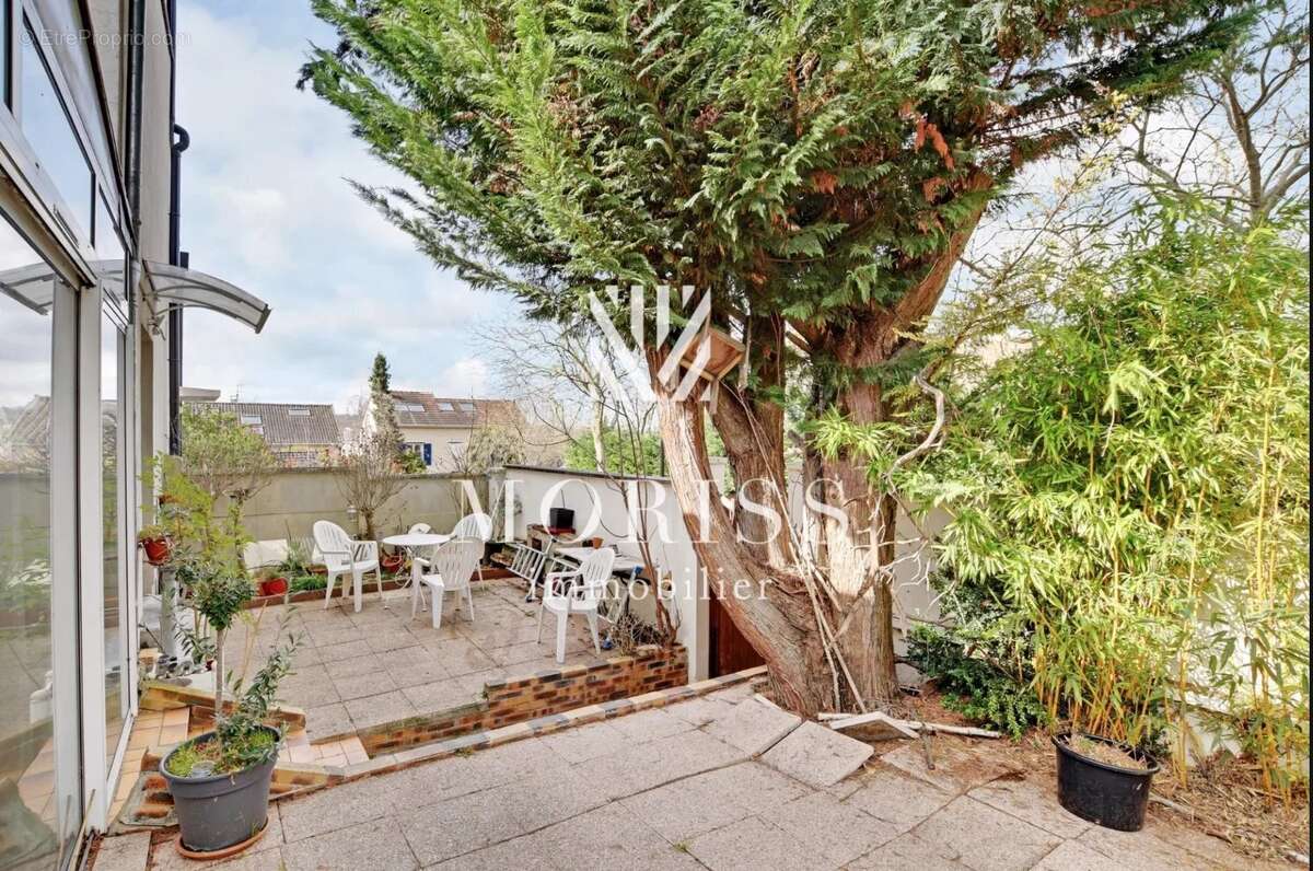 Appartement à RUEIL-MALMAISON