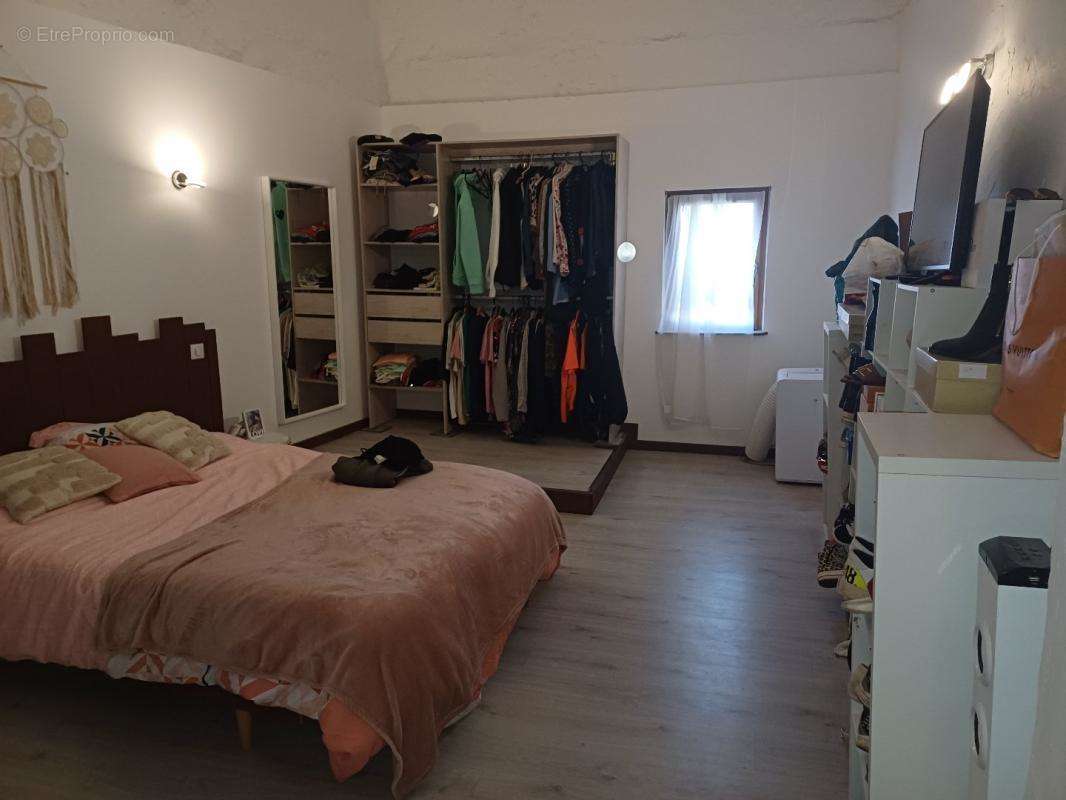 Maison à LEZIGNAN-LA-CEBE