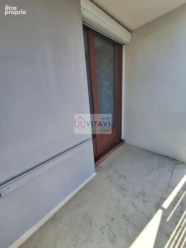 Appartement  avec 2 balcons, dressing et cave - photo 3