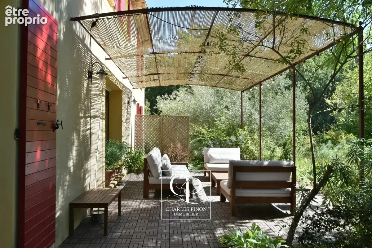 Maison à vendre 7 pièces ROGNES (13) - photo 11