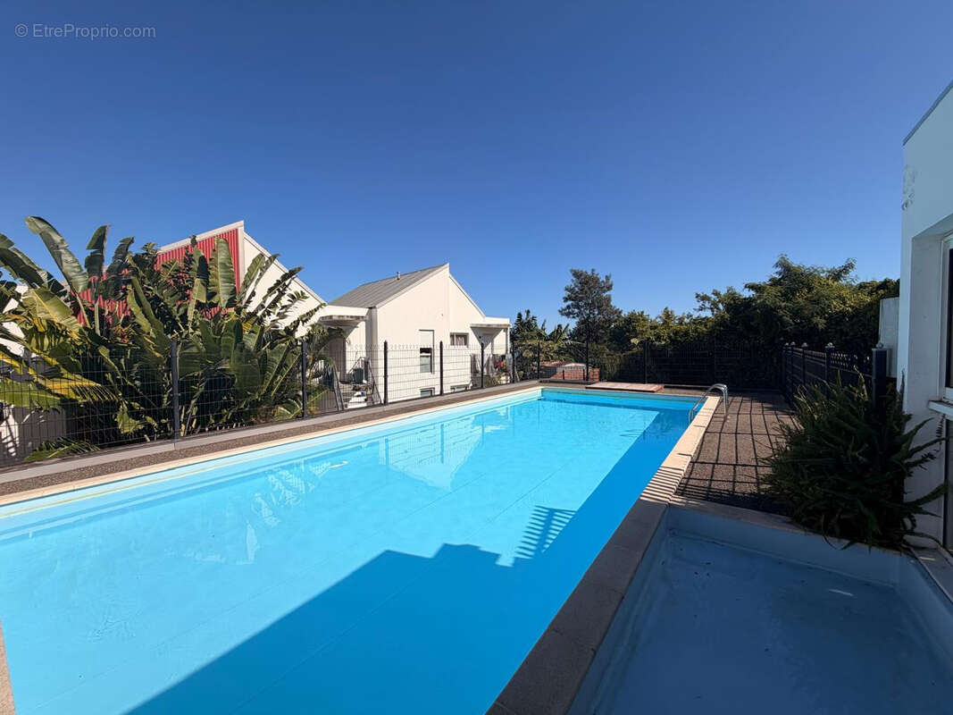 Appartement à SAINT-LEU