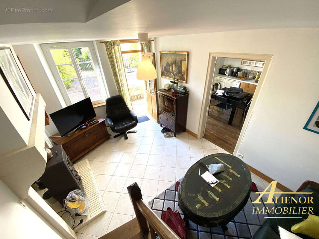 Maison à SAVIGNAC-DE-NONTRON