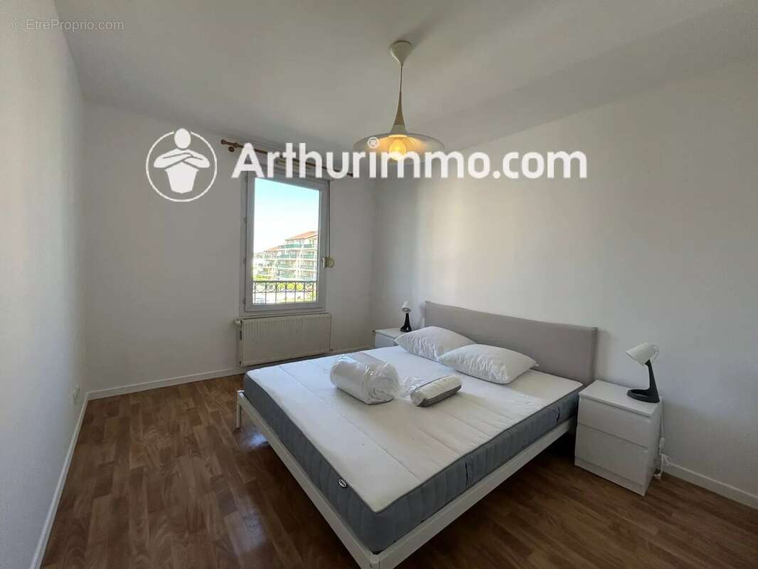 Appartement à DECINES-CHARPIEU