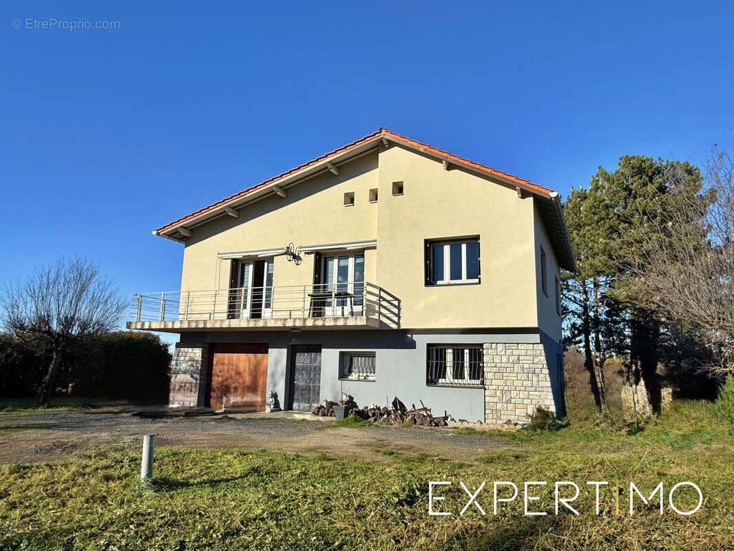 Maison à DALLET