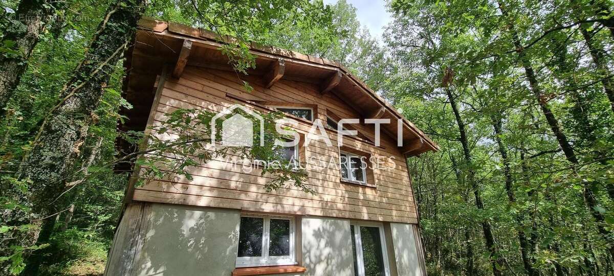 Photo 9 - Commerce à SERIGNAC