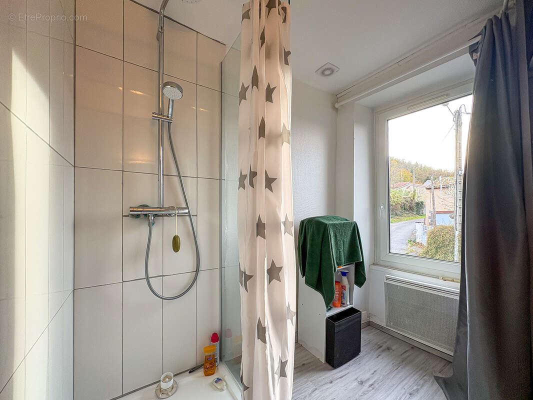 Maison à VEYRE-MONTON