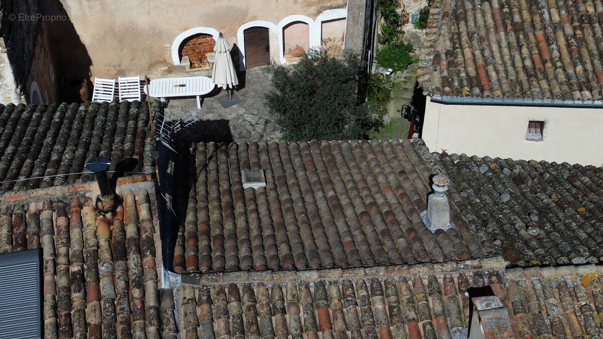 Maison à SAINT-GUILHEM-LE-DESERT