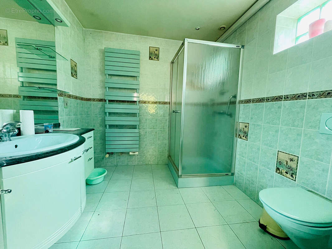 Maison à SARTROUVILLE