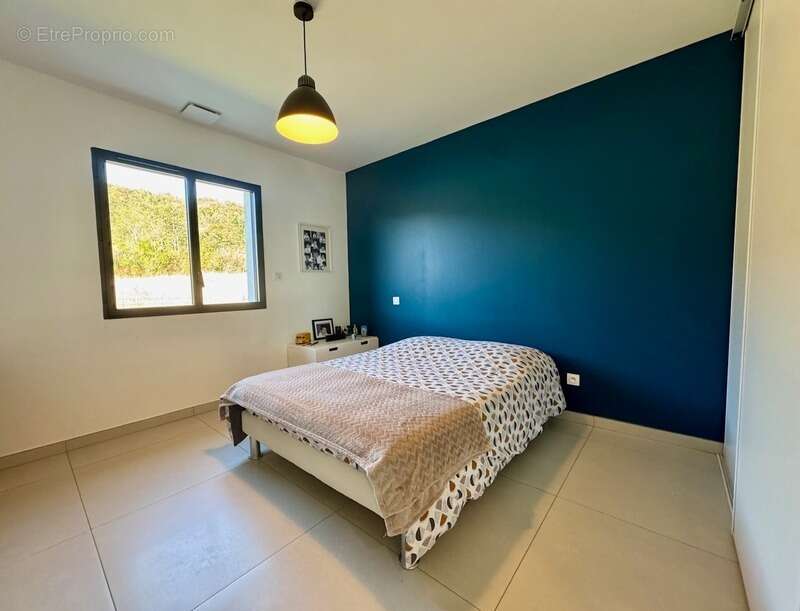 Maison à RIBAUTE-LES-TAVERNES