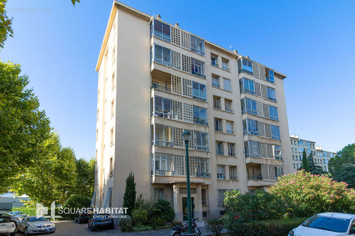 Photo 2 - Appartement à MARSEILLE-9E