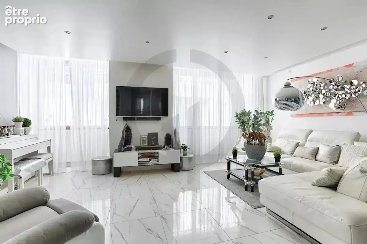 Appartement à PARIS-2E