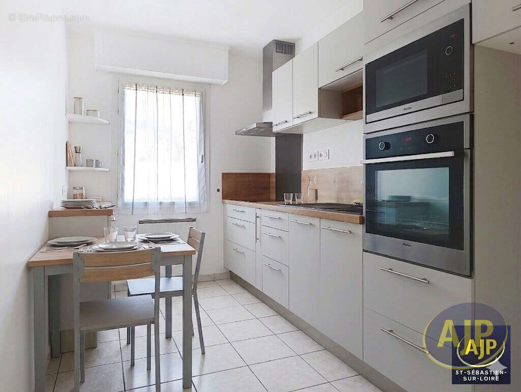 Appartement à SAINT-SEBASTIEN-SUR-LOIRE