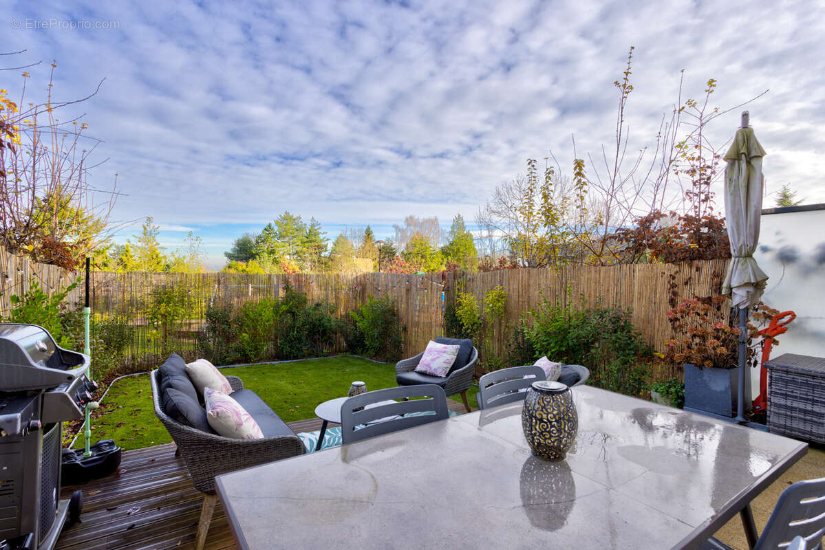 Maison à LOUVECIENNES