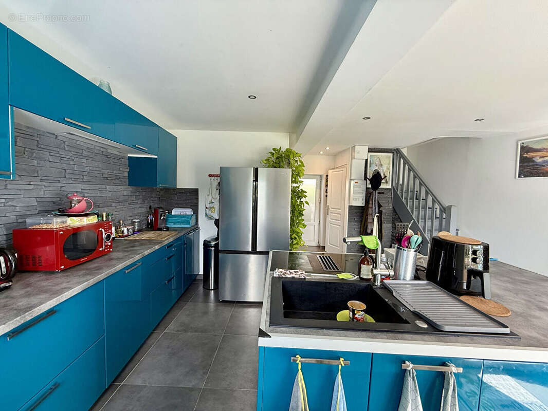 Maison à SAINT-PIERRE-LAVAL