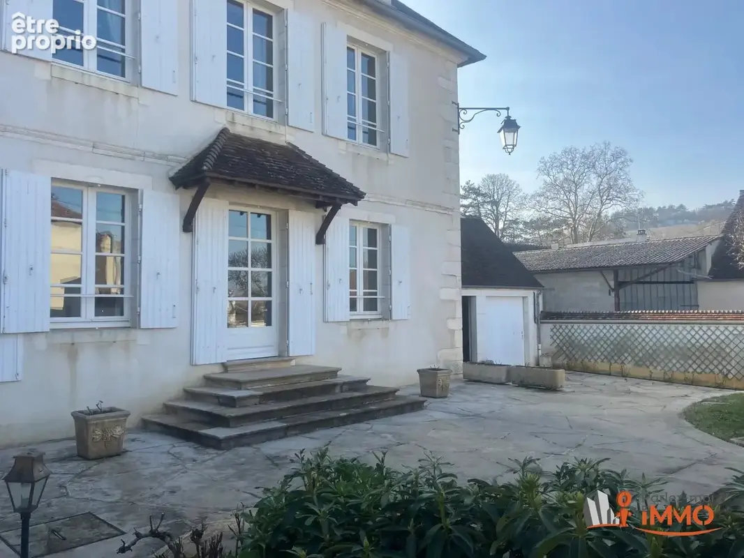 Belle maison bourgeoise avec dépendances - photo 2