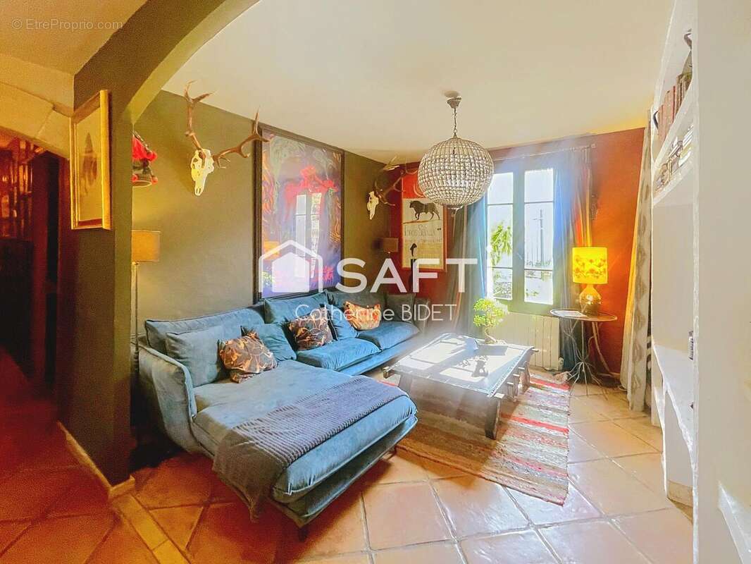 Photo 9 - Maison à VESTRIC-ET-CANDIAC