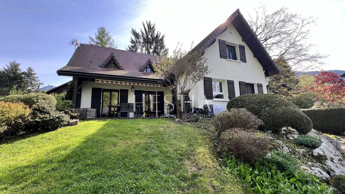 Maison à NAVES-PARMELAN