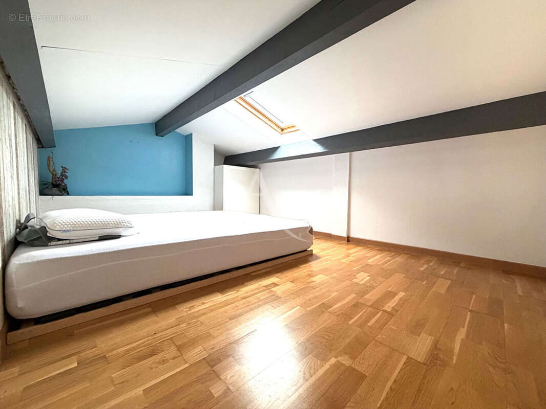 Appartement à VILLENEUVE-LOUBET
