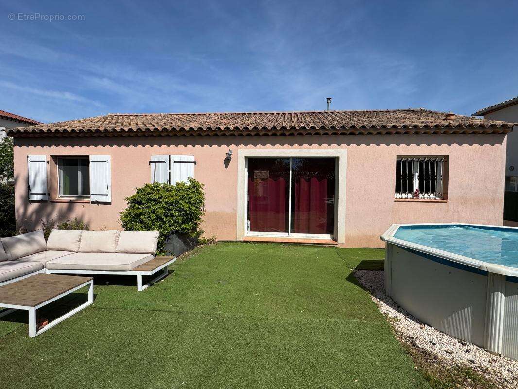 Maison à LA CRAU