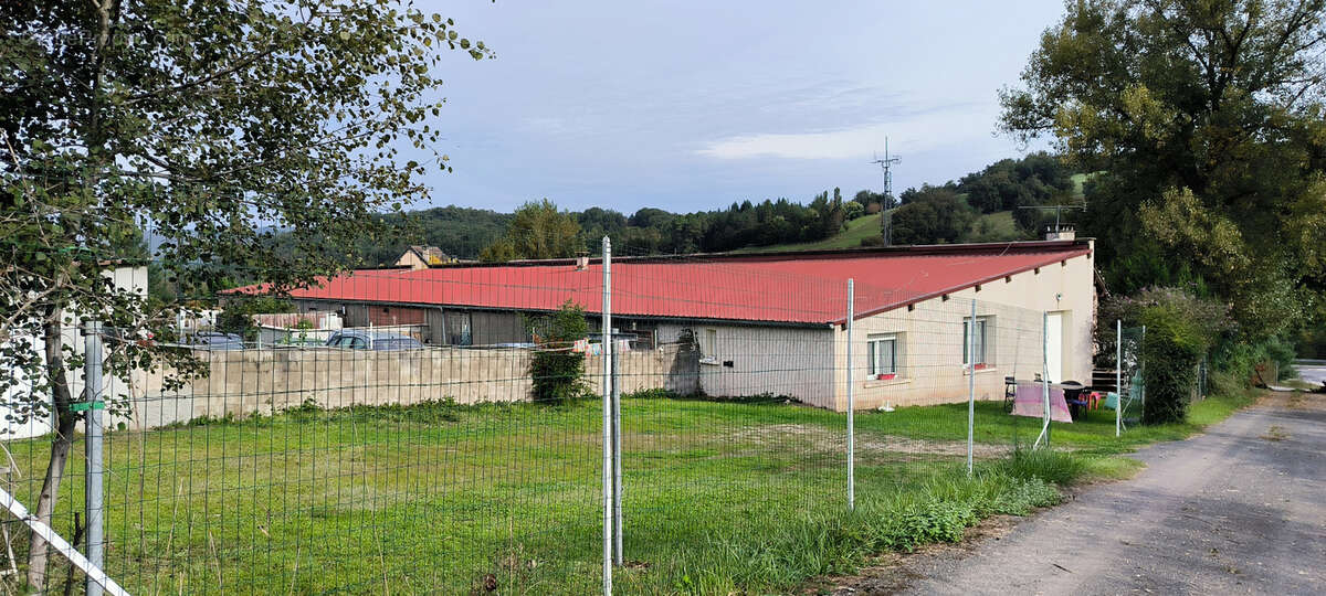 Appartement à AUZITS