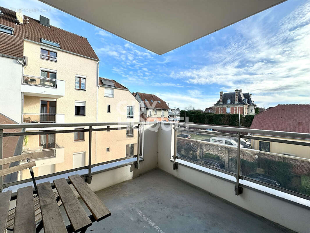 Appartement 100 m² à Compiegne  - photo 2