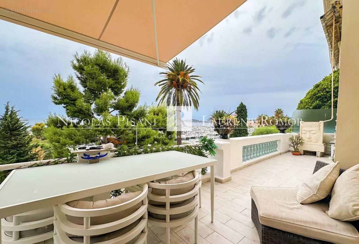 Appartement à BEAULIEU-SUR-MER