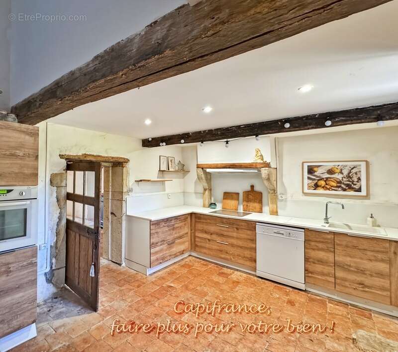 Maison à vendre VAUBAN (71), 5 pièces, 150 m², 3 chambres, dépendances, terrain 1860 m² - photo 8