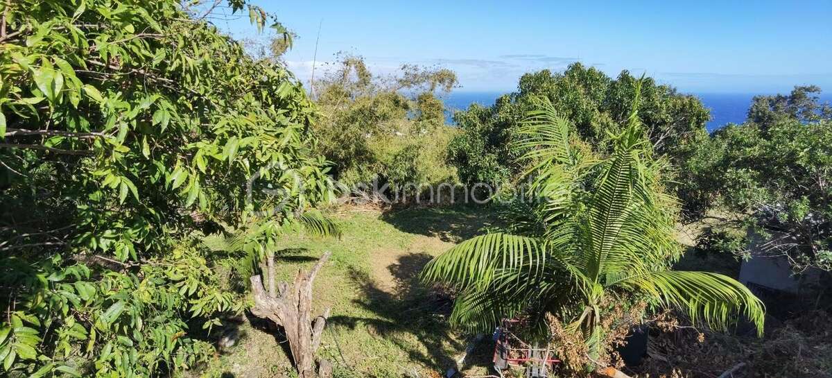 Terrain à SAINT-DENIS