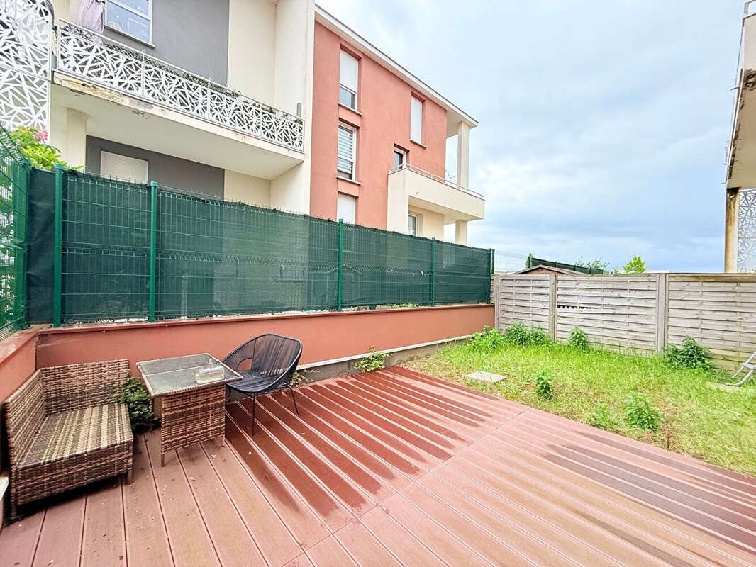Appartement à MOISSY-CRAMAYEL