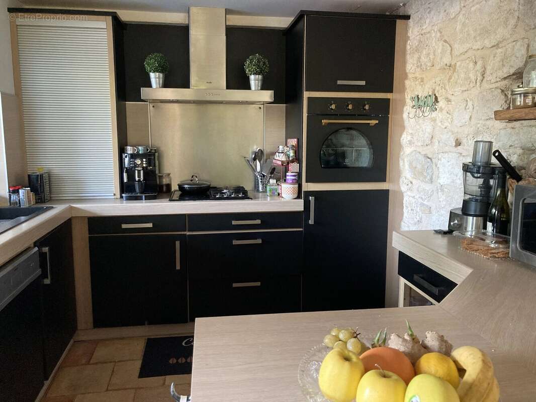 Maison à CAHUZAC-SUR-VERE