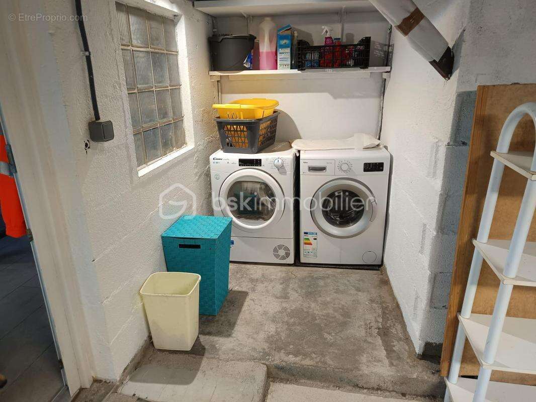 Maison à SAINT-ESTEVE