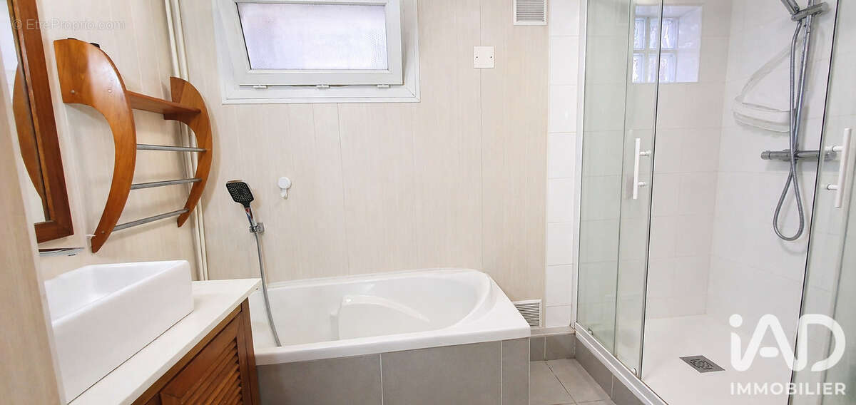 Maison 96 m² à Floirac  - photo 6
