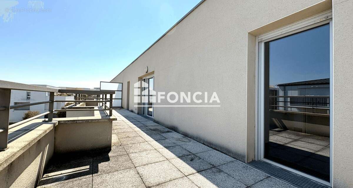 Appartement t3 avec terrasse - 61 m² - dernier étage - métro borderouge - parking inclus - photo 7