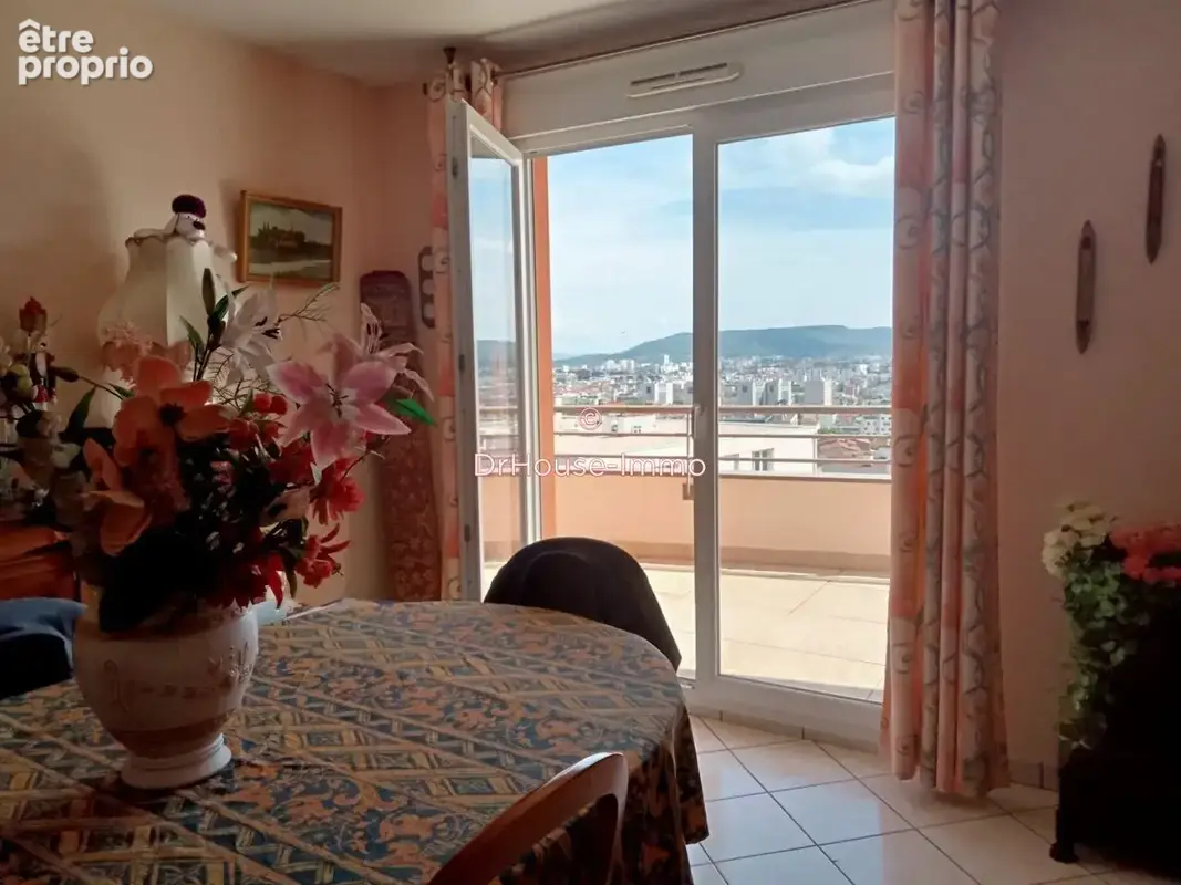 Appartement 4 pièces 104 m² à vendre à Clermont-Ferrand (63100) - photo 25