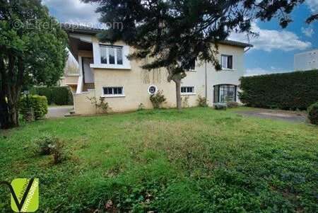 Maison à SAINT-PRIEST