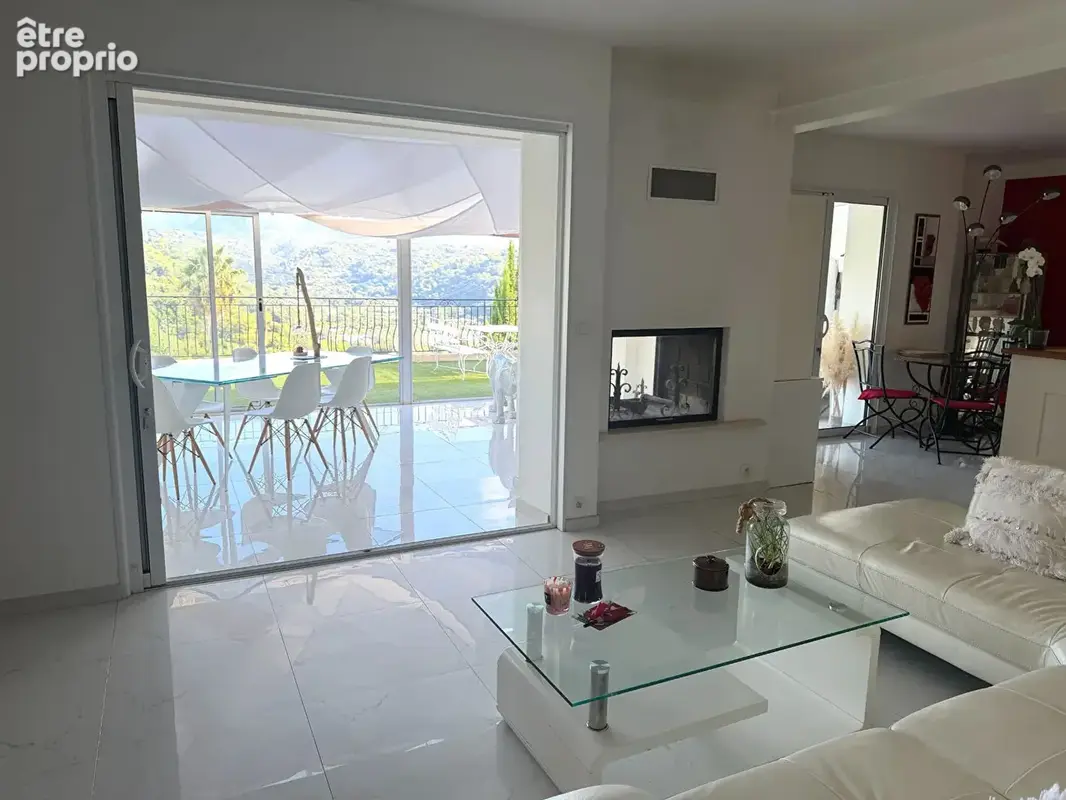 Cagnes sur mer - villa 3/4 pieces + studio piscine calme - photo 5