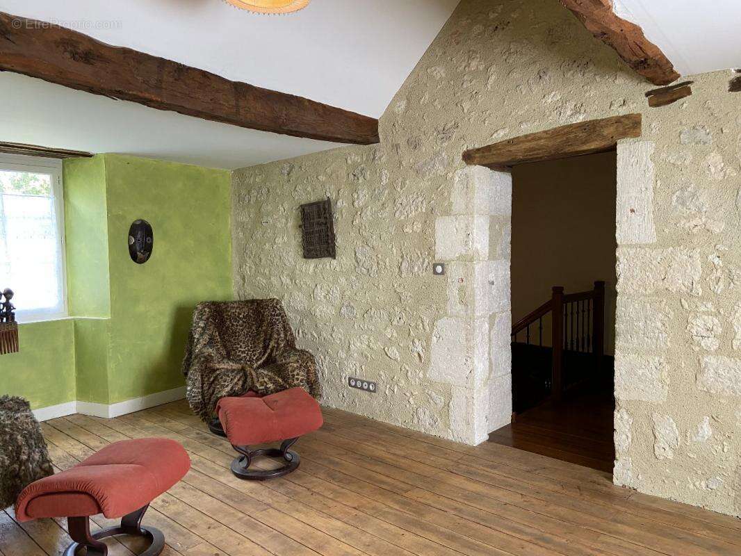 Propriété en pierre avec gîtes, piscine et vue - photo 12