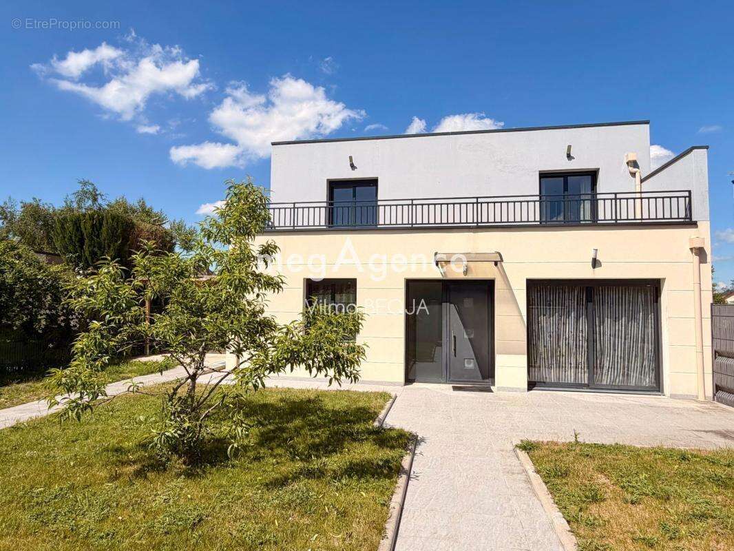 Maison à SENS