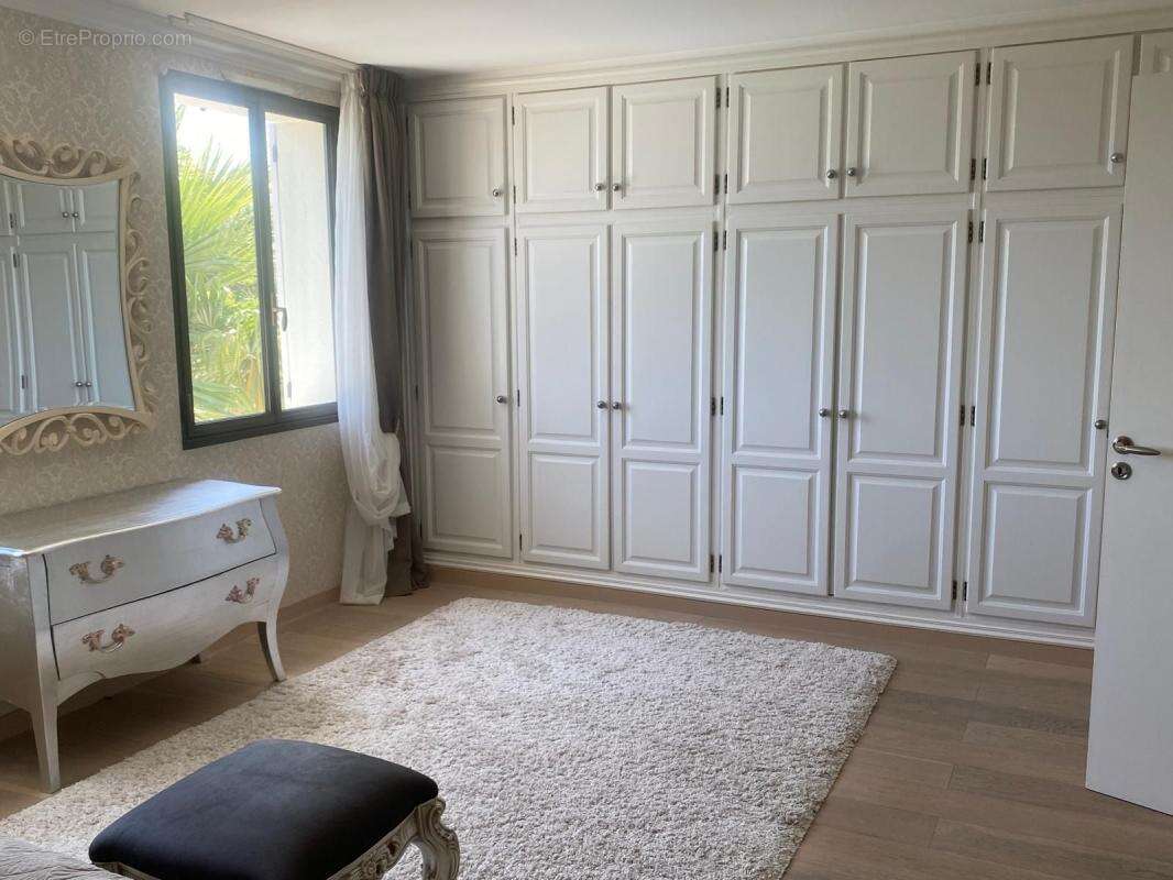 Maison à VILLENEUVE-LOUBET