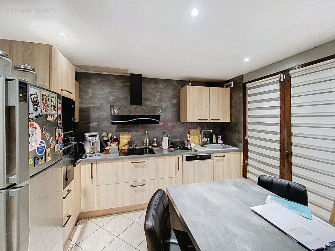 Maison à SAINTE-MENEHOULD