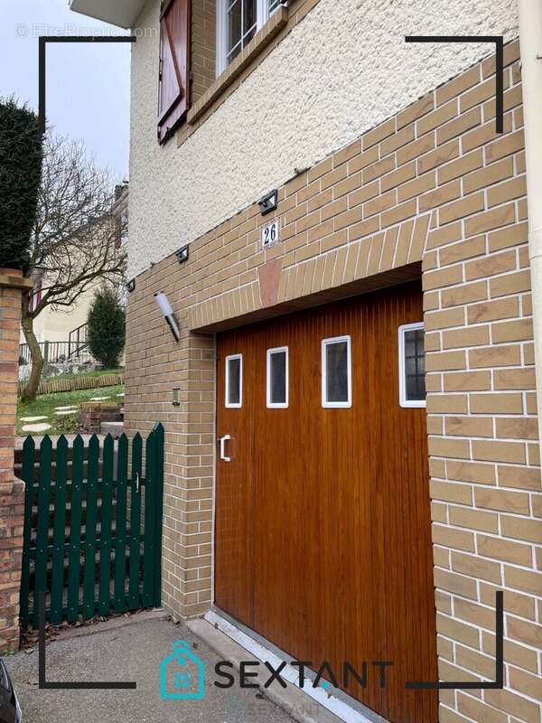 Maison à PETIT-COURONNE