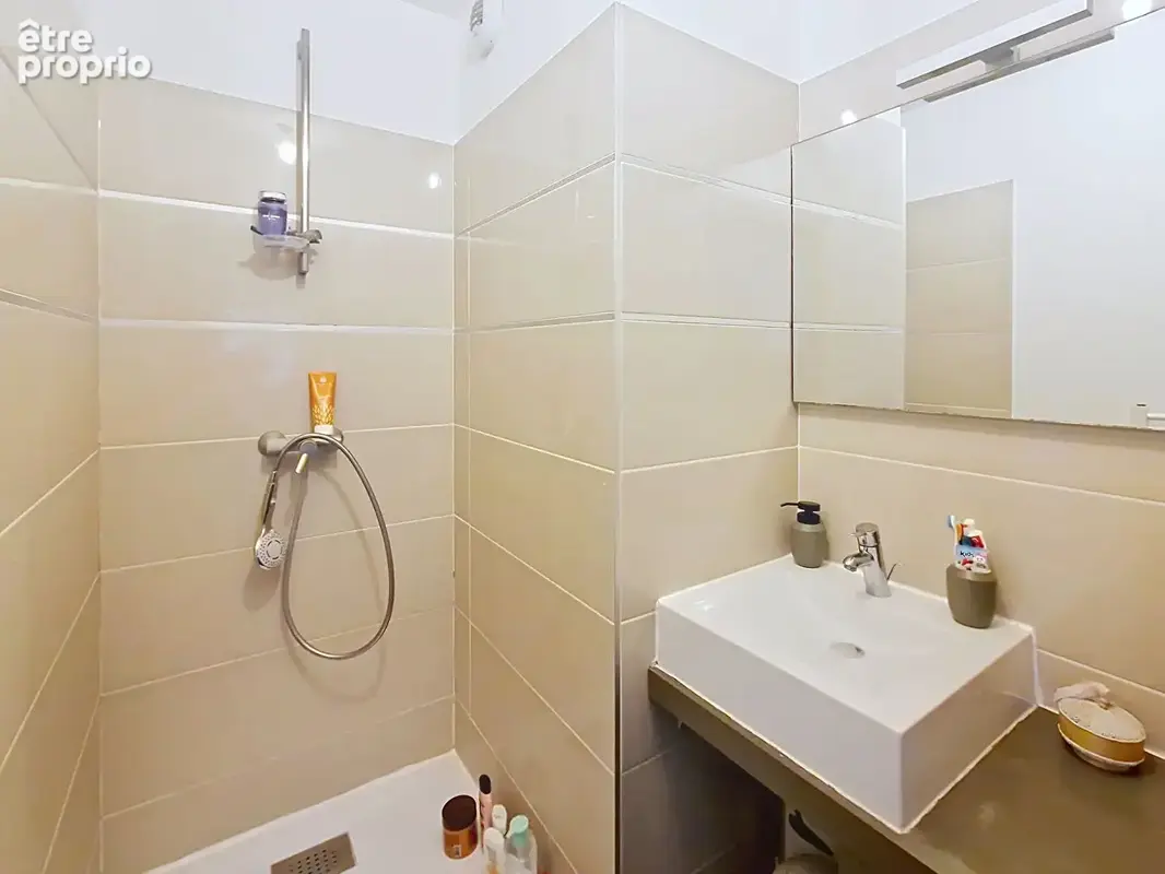 Appartement Juvignac 4 pièce(s) 76 m2 TERRASSE Parking sous-sol - photo 8