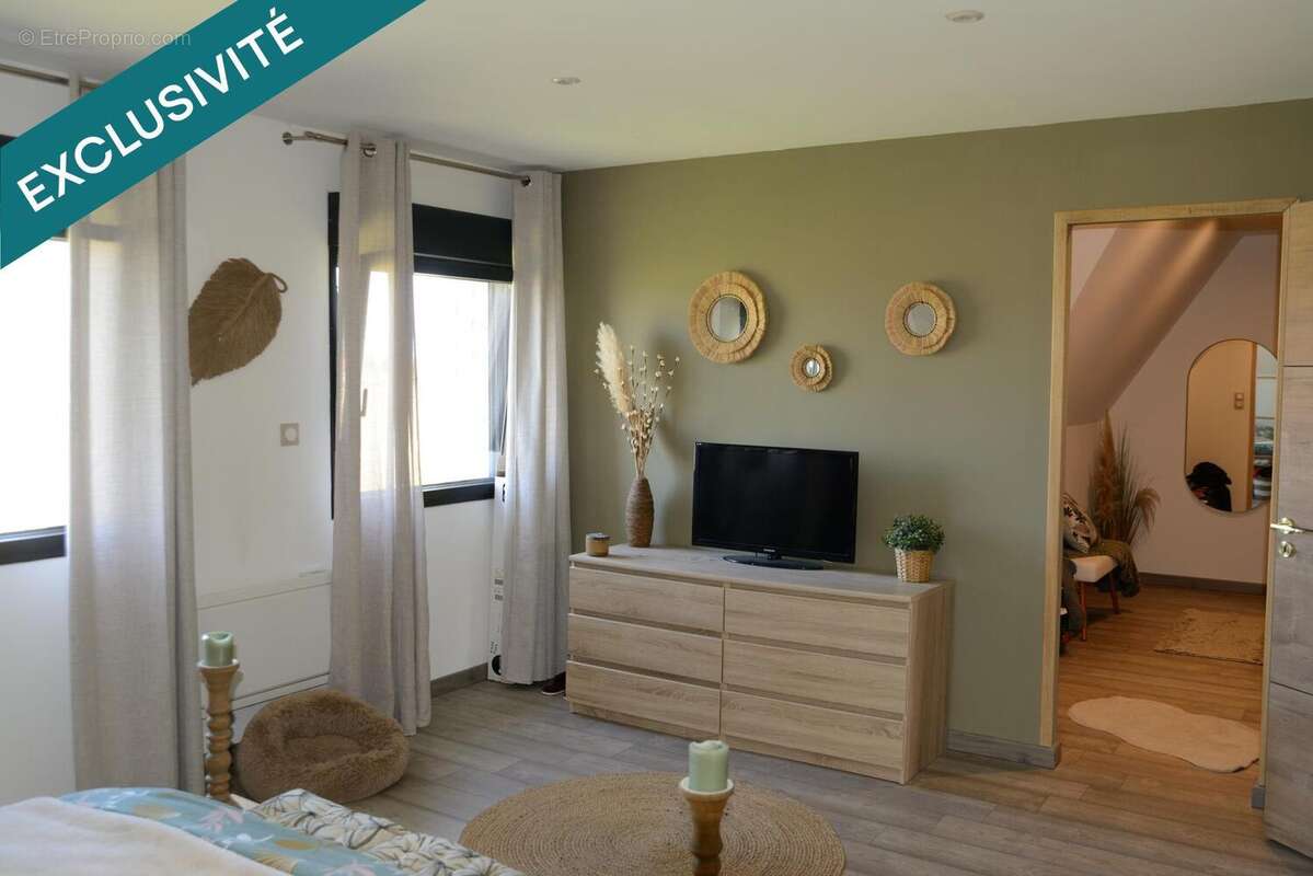 Maison 240 m² à Buysscheure  - photo 9