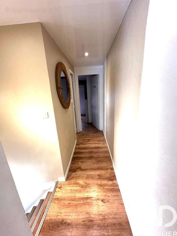 Photo 9 - Appartement à PUGET-SUR-ARGENS