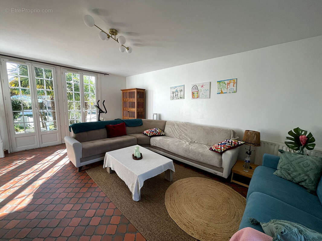 Maison à BASSE-GOULAINE