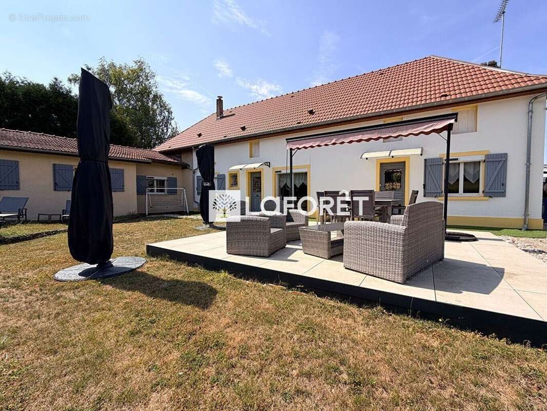Maison de plain pied avec piscine - photo 14