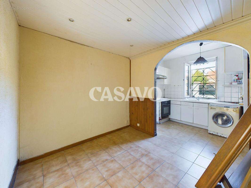 Appartement à VILLENEUVE-LE-ROI