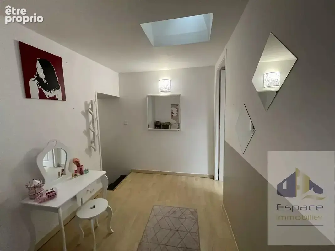 Maison centre bourg - photo 14