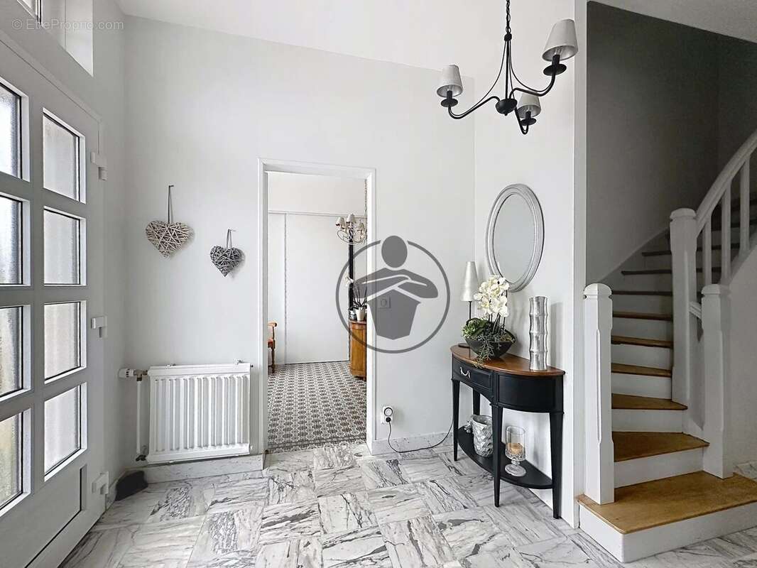 Maison à SAINT-QUENTIN